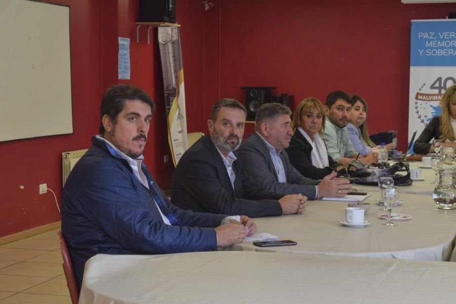Ruiz: “Con esta oferta se estaría recuperando casi un 21% de pérdida salarial”