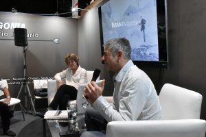 La Casa de Santa Cruz continúa acompañando a representantes de la Provincia en la FIL 2023