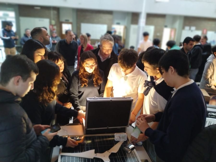 Con gran convocatoria de estudiantes técnicos finalizaron los talleres de Energía Renovable