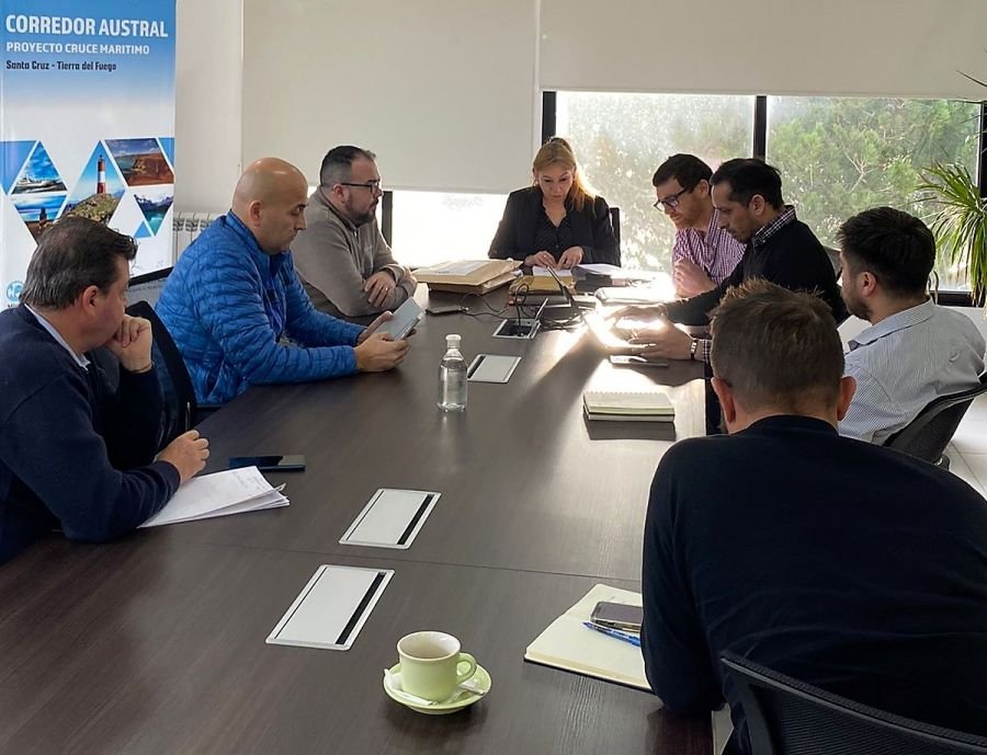 Se realizó la apertura de sobres para la compra de una grúa para el puerto de Deseado