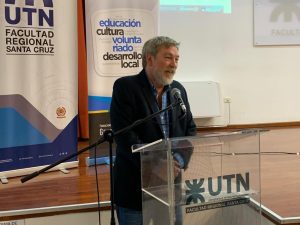 Diego Golombek brindó una charla a estudiantes de la Escuela Industrial de Procesos Energéticos