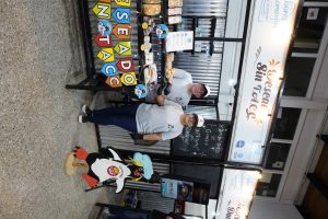 Las y los emprendedores, la música y los visitantes: Un éxito de Sabores Santacruceños en Río Turbio