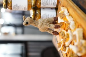 Las y los emprendedores, la música y los visitantes: Un éxito de Sabores Santacruceños en Río Turbio