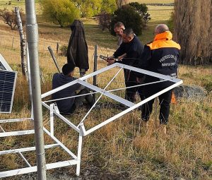 Se instaló el tercer sismógrafo en Santa Cruz