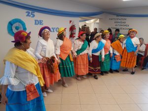 Nuestros Adultxs Mayores celebraron el Mes de la Patria