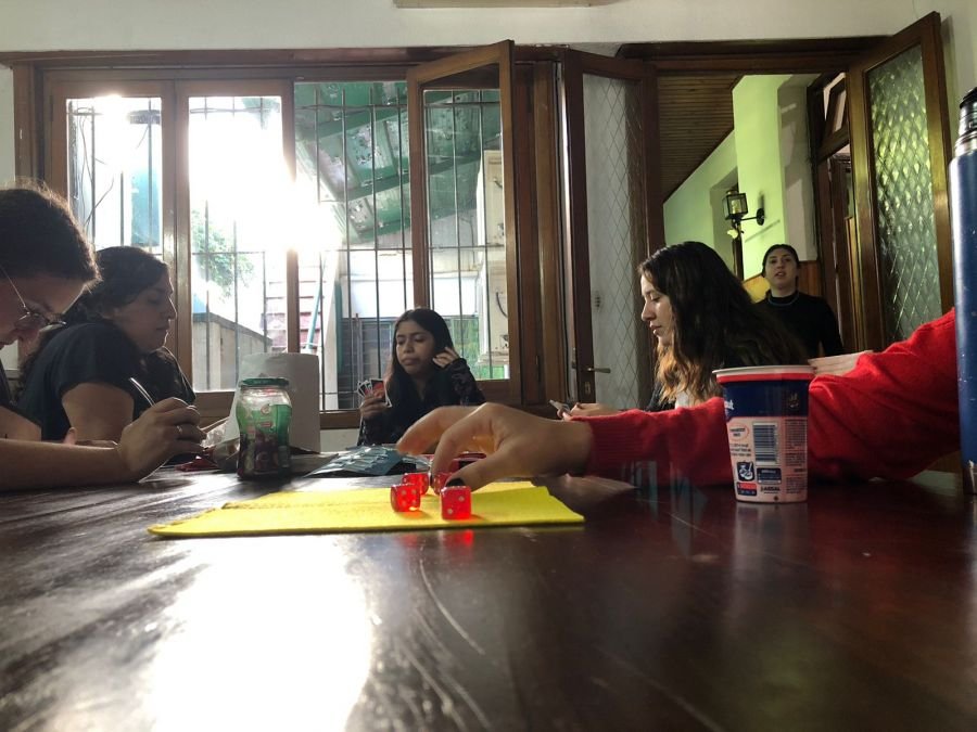 Más de cincuenta estudiantes santacruceñxs celebraron la actividad “Merienda patriótica y santacruceña”