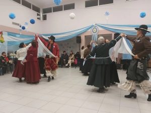 Río Gallegos: conmemoraron el 25 de Mayo en el CIC Fátima