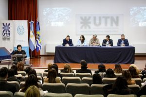 Salud participó en la apertura de la especialización en red de intervención en situaciones de vulnerabilidad infantil