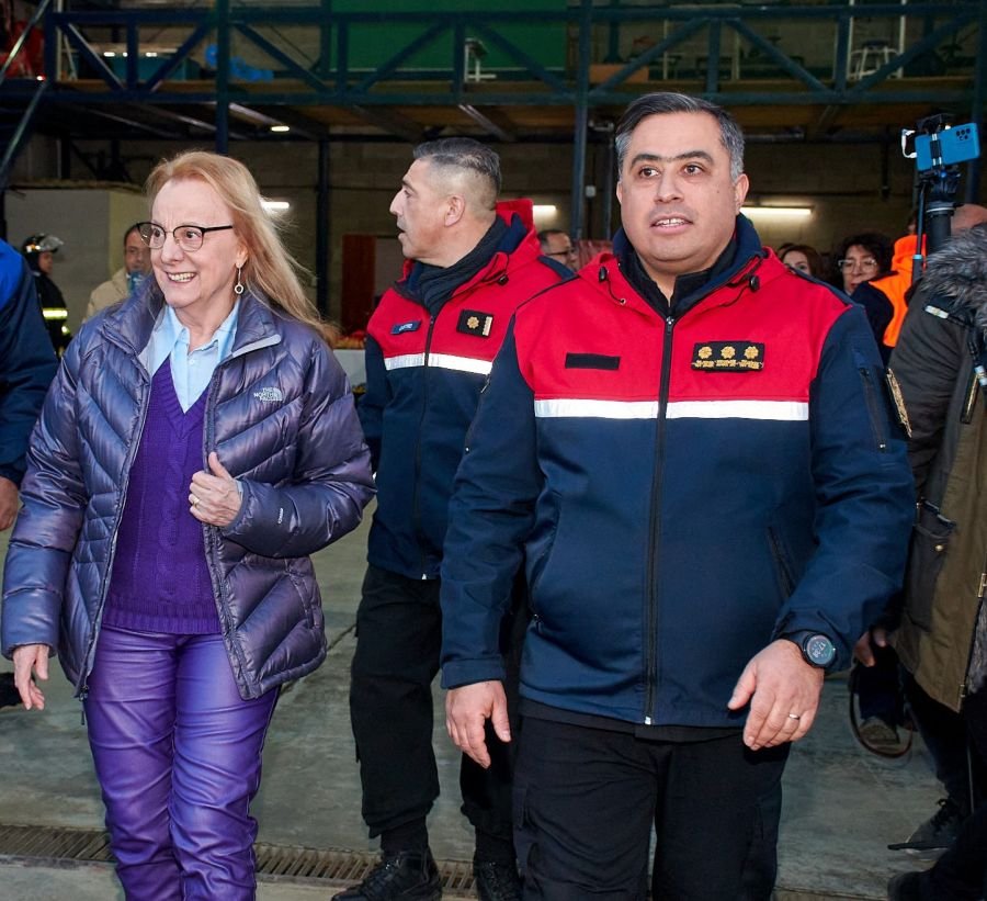 Aguirre: “Somos la única provincia en la cual los bomberos dependen de la policía”
