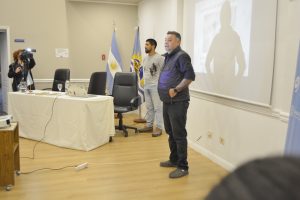 Sebastián Alvarado brindó charla sobre aviturismo en Río Gallegos