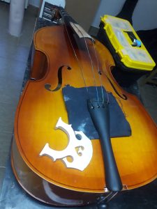 La Escuela Provincial de Música Re Si avanza con el Taller de Luthería
