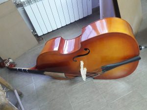 La Escuela Provincial de Música Re Si avanza con el Taller de Luthería