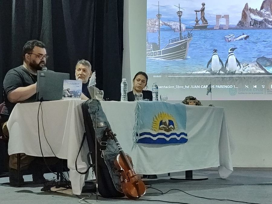 Se presentó "Viajemos" en la Feria Provincial del Libro de Santa Cruz 2023