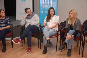 Igualdad e Integración dialogó con jóvenes en la Feria Provincial del Libro