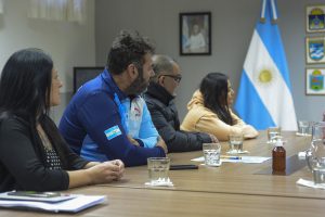 Autoridades de Desarrollo Social se reunieron con la subcampeona panamericana de básquet sobre silla de ruedas