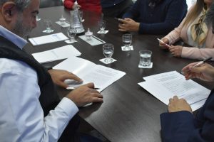 Santa Cruz firmó un convenio para la profesionalización de Auxiliares de Enfermería