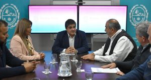 Santa Cruz firmó un convenio para la profesionalización de Auxiliares de Enfermería