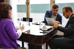 El Gobierno avanza en gestiones para potenciar el desarrollo productivo y comercial de Santa Cruz