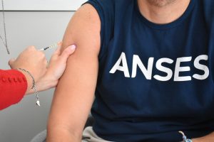 Salud llevó adelante un operativo sanitario junto a la delegación ANSES Río Gallegos