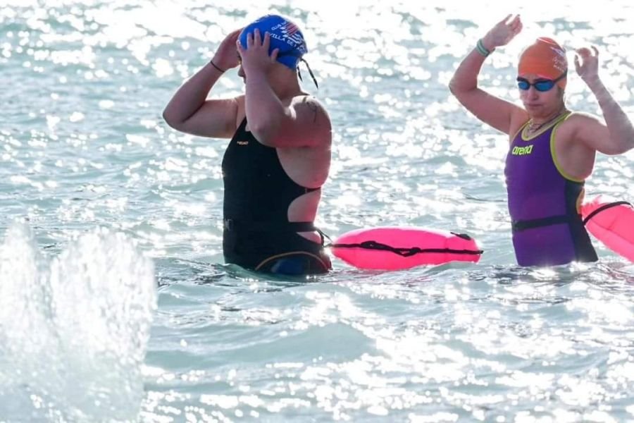 Se lleva adelante el Primer Mundial de Natación de Aguas Frías frente al Glaciar Perito Moreno
