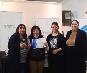 Casa de Santa Cruz presentó la "Muestra Malvinas Argentinas. Nuestras Vivencias" en Río Gallegos