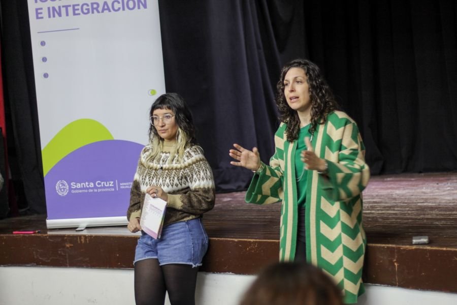 Abordaje de la violencia de género: El MII inició jornada con los Cenines para trabajar con la Guía de Herramientas