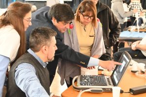 Salud brinda un curso de formación en ecografía a profesionales de Santa Cruz