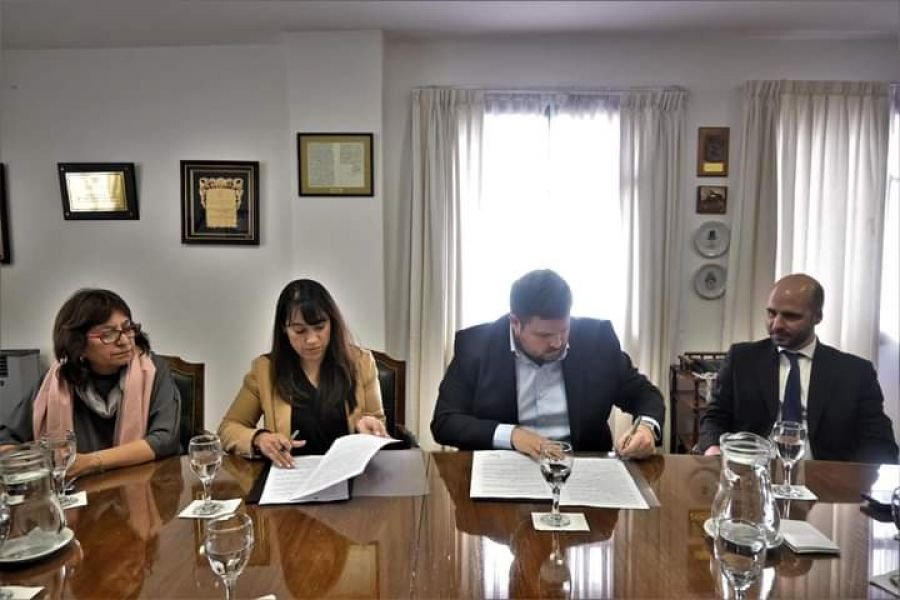 Seguridad y el TSJ firmaron convenio para la implementación del Protocolo de Cadena de Custodia de Documentación