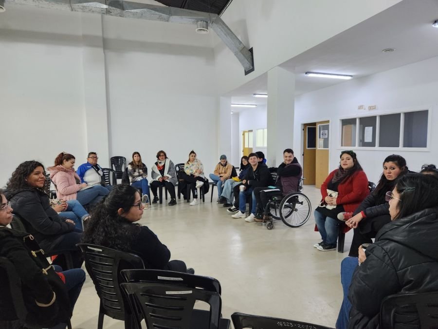 Se llevó adelante el Taller "escuelas sin armarios" y cuota alimentaria en Zona Norte