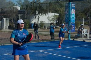 Santa Cruz regresa con medallas y la Copa Juego limpio de los Evita para Personas Mayores