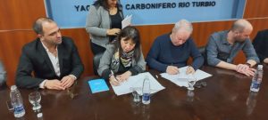 Educación firmó convenios con YCRT para prácticas profesionalizantes de estudiantes de ETP