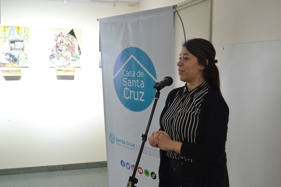 Se presentó la muestra “Nexos II – Examinar el pasado” en Casa de Santa Cruz