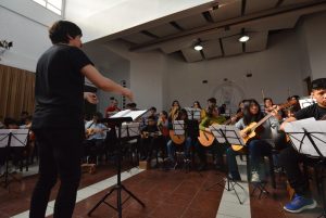 Tocando el corazón de Río Gallegos: el emotivo regreso de Daniela Salinas