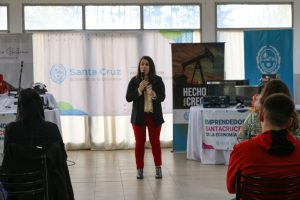 Continuamos fortaleciendo a los emprendedores santacruceños