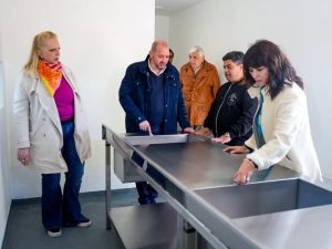 Producción acompañó la inauguración de la Sala de Procesamiento Itícola en Piedra Buena