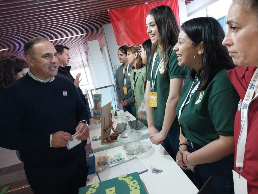 La Escuela Agropecuaria ganó Innovar con el proyecto “Conservación de calostro ovino”