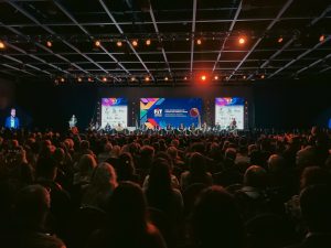 Exitosa presentación del Libro "Viajemos" en la Feria Internacional de Turismo