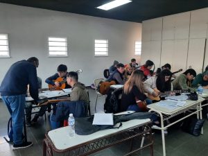 El reconocido músico argentino Héctor Tortosa llevará adelante un taller intensivo de guitarra
