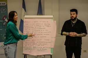 Equipos de Niñez se capacitaron en materia de violencias en entornos digitales