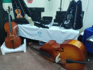 Entregaron instrumentos musicales a la Escuela Provincial de Música Re Si