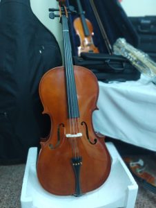 Entregaron instrumentos musicales a la Escuela Provincial de Música Re Si