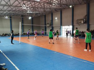 Estudiantes participan de la instancia zonal de los “Juegos Intercolegiales 2023”