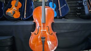 Educación entregó instrumentos musicales y certificados docentes en Puerto Deseado