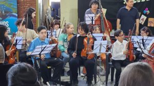 Educación entregó instrumentos musicales y certificados docentes en Puerto Deseado