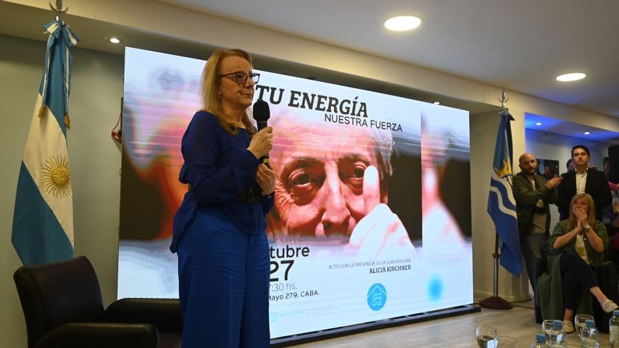 "Tu energía, nuestra fuerza": la Casa de Santa Cruz rindió homenaje a Néstor Kirchner
