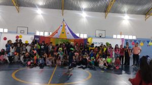 Más de cien familias celebraron el Día de la Educación Física en la EPP N°61 de Río Gallegos