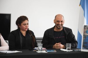 Educación presentó el libro “Mariposas del Atlántico”