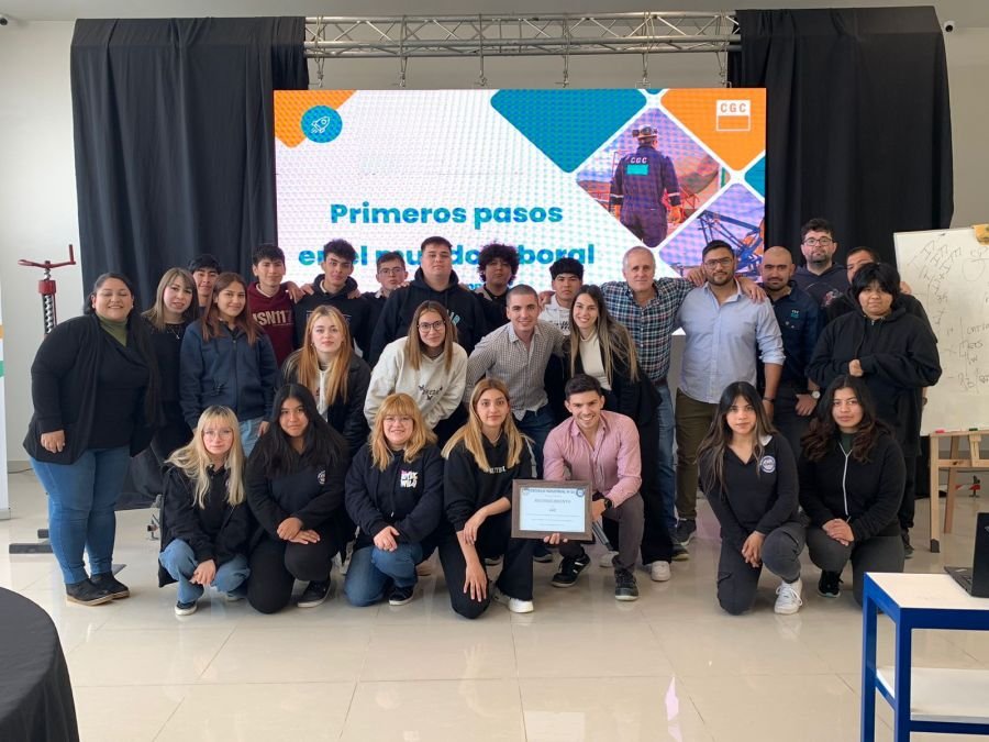 Estudiantes de la EICO N°10 culminaron sus Prácticas Profesionalizantes en la empresa CGC