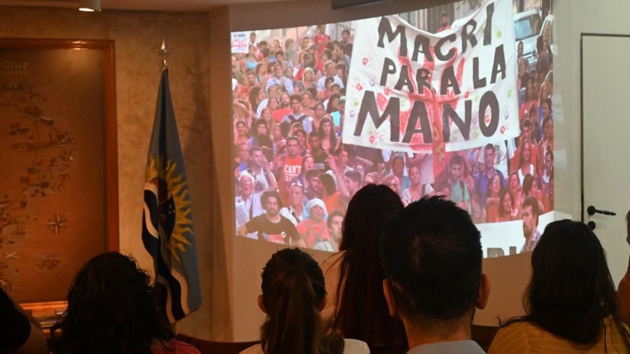 Mujeres del Carbón: Guardianas de la resistencia en la Cuenca Carbonífera de Santa Cruz