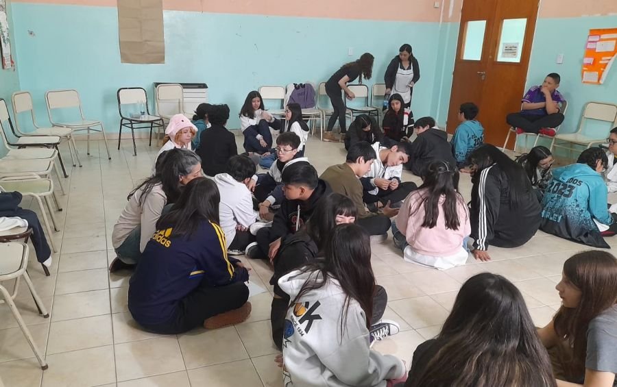 Avanzan con el Proyecto Institucional de Apoyo Pedagógico a Escuelas en el  IPESCO